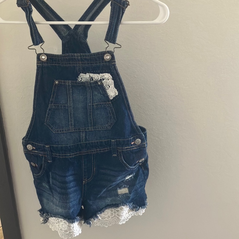 FINAL MARKDOWN Girls jordache denim shortall large